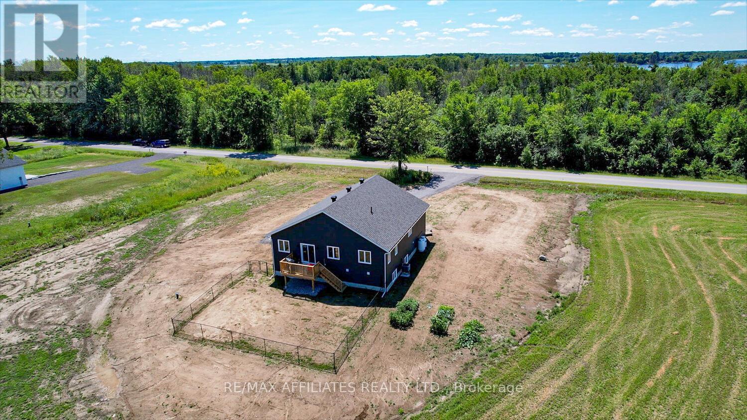 Photo 21 of 1162 Rideau River Road, Montague ON