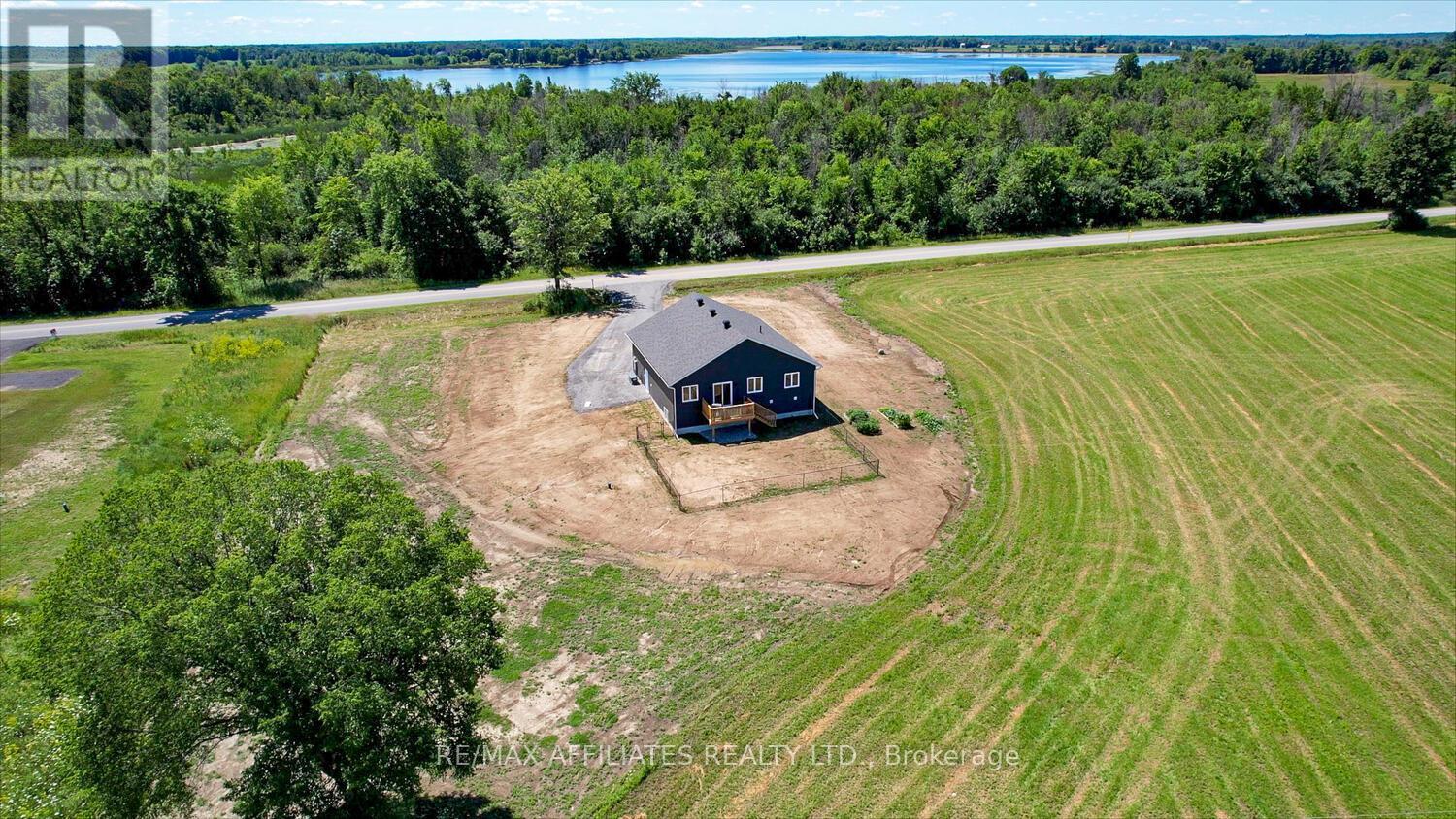 Photo 22 of 1162 Rideau River Road, Montague ON