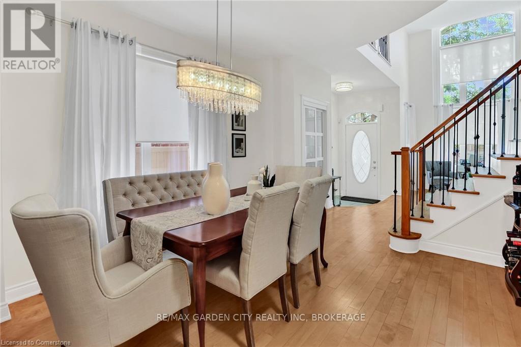 Photo 6 of 3323 Whilabout Terrace, Oakville ON