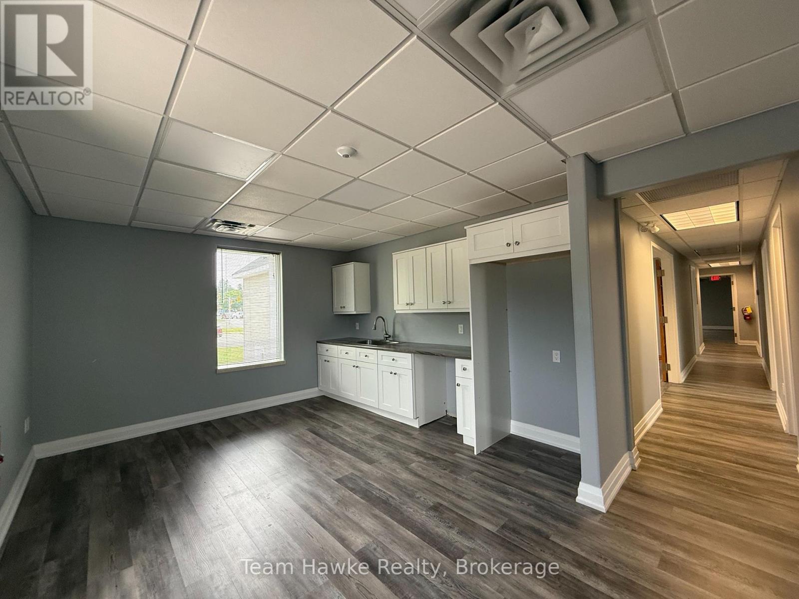 Photo 22 of 361 King Street, Midland ON