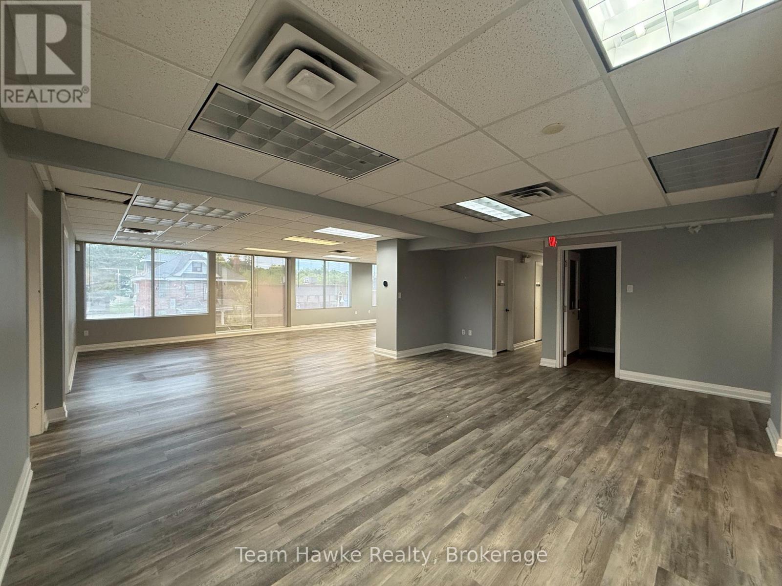 Photo 37 of 361 King Street, Midland ON