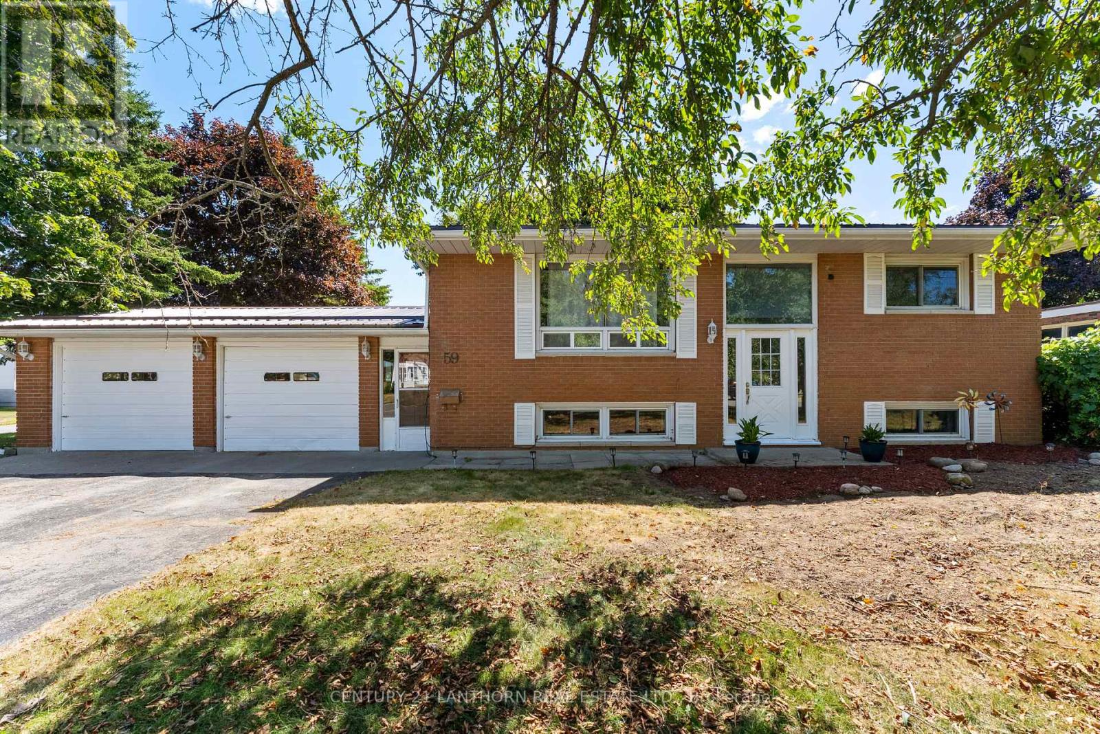 Photo 22 of 59 Nicholas Street, Quinte West ON