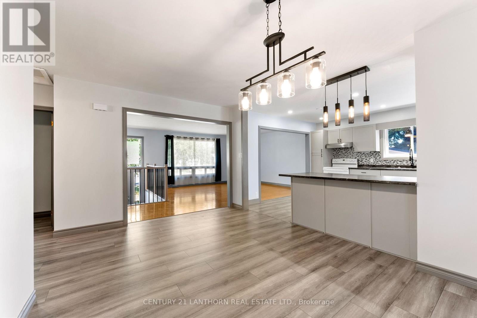 Photo 38 of 59 Nicholas Street, Quinte West ON
