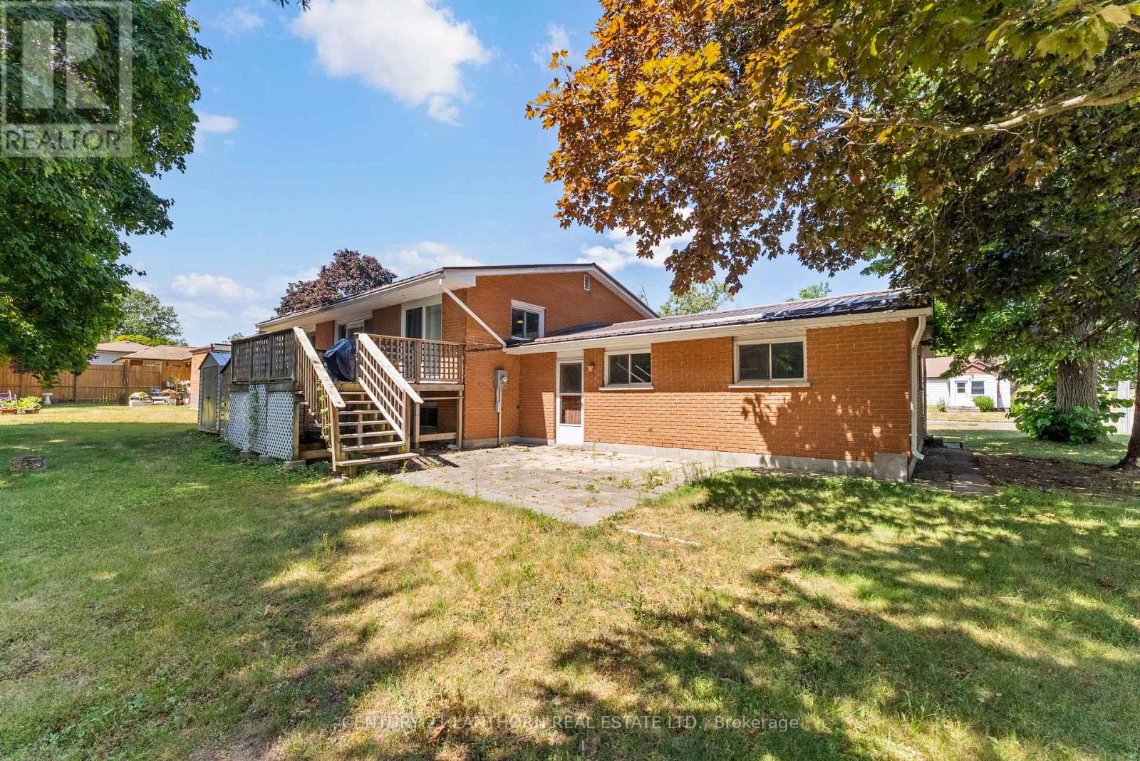 Photo 9 of 59 Nicholas Street, Quinte West ON