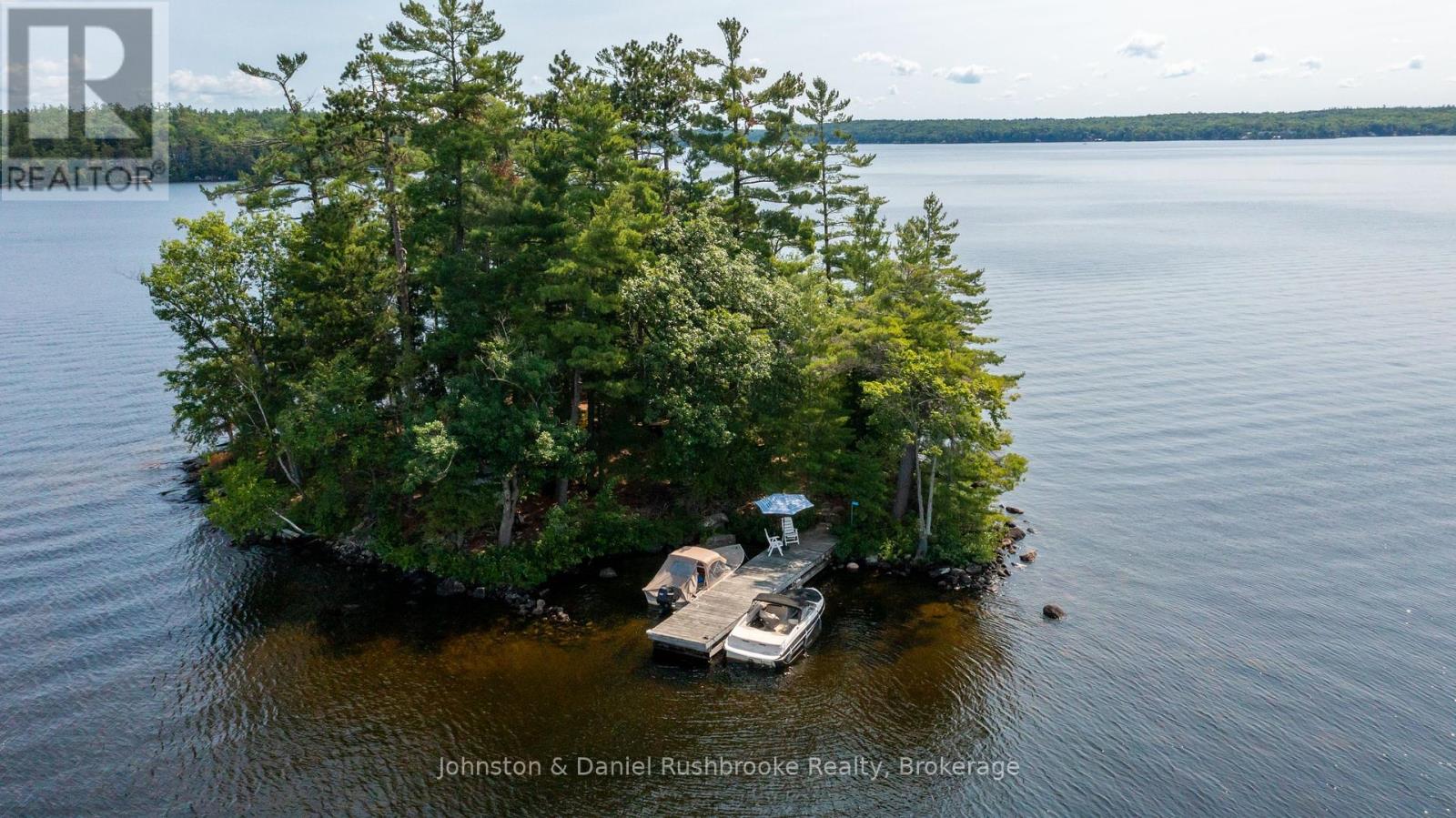 Photo 11 of 1000 Regatta Island W, Bracebridge ON
