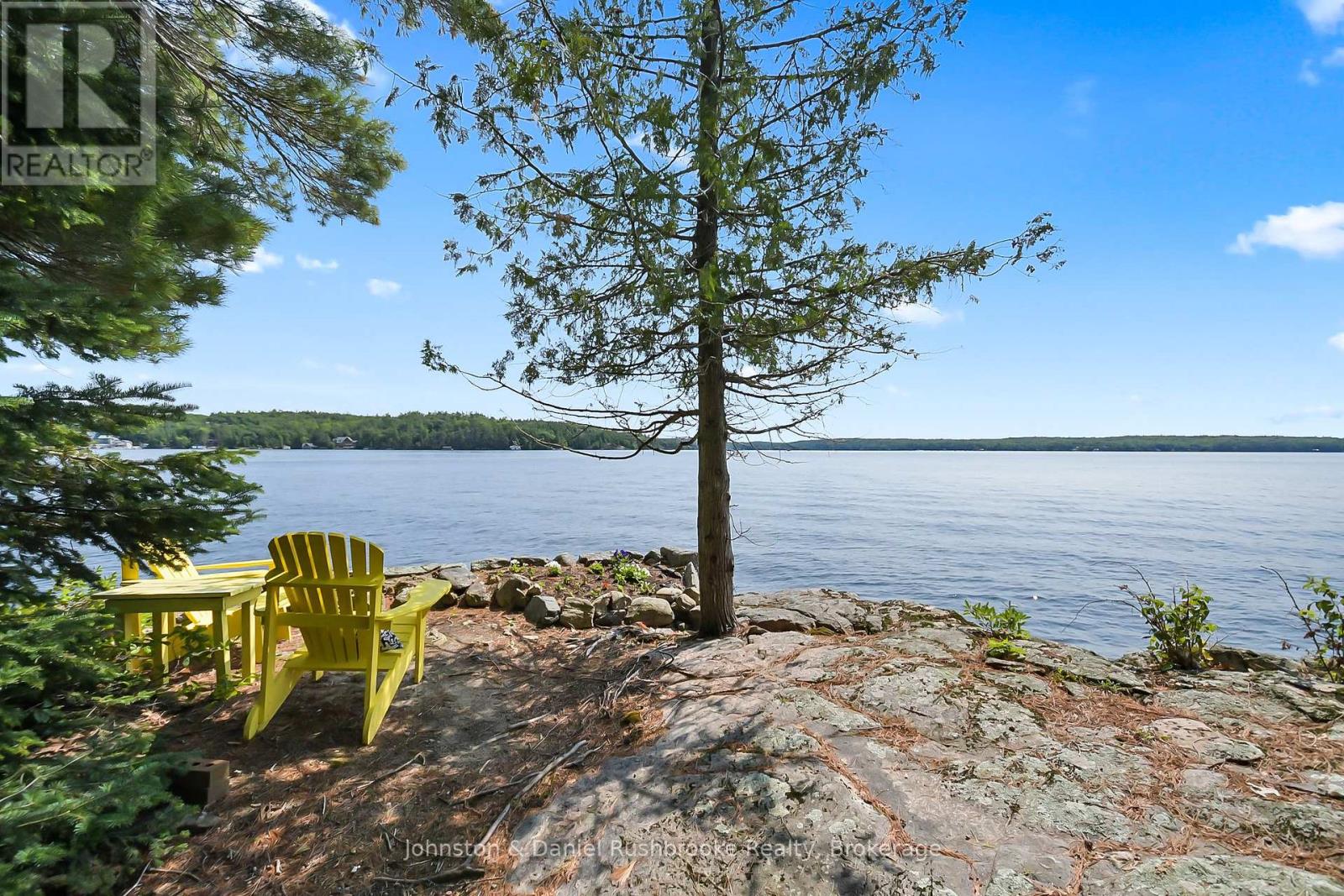 Photo 19 of 1000 Regatta Island W, Bracebridge ON