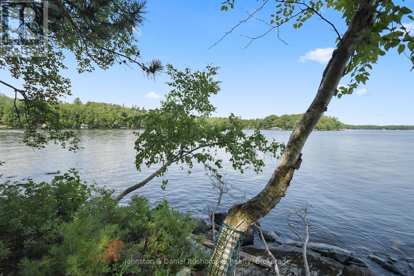 Photo 22 of 1000 Regatta Island W, Bracebridge ON