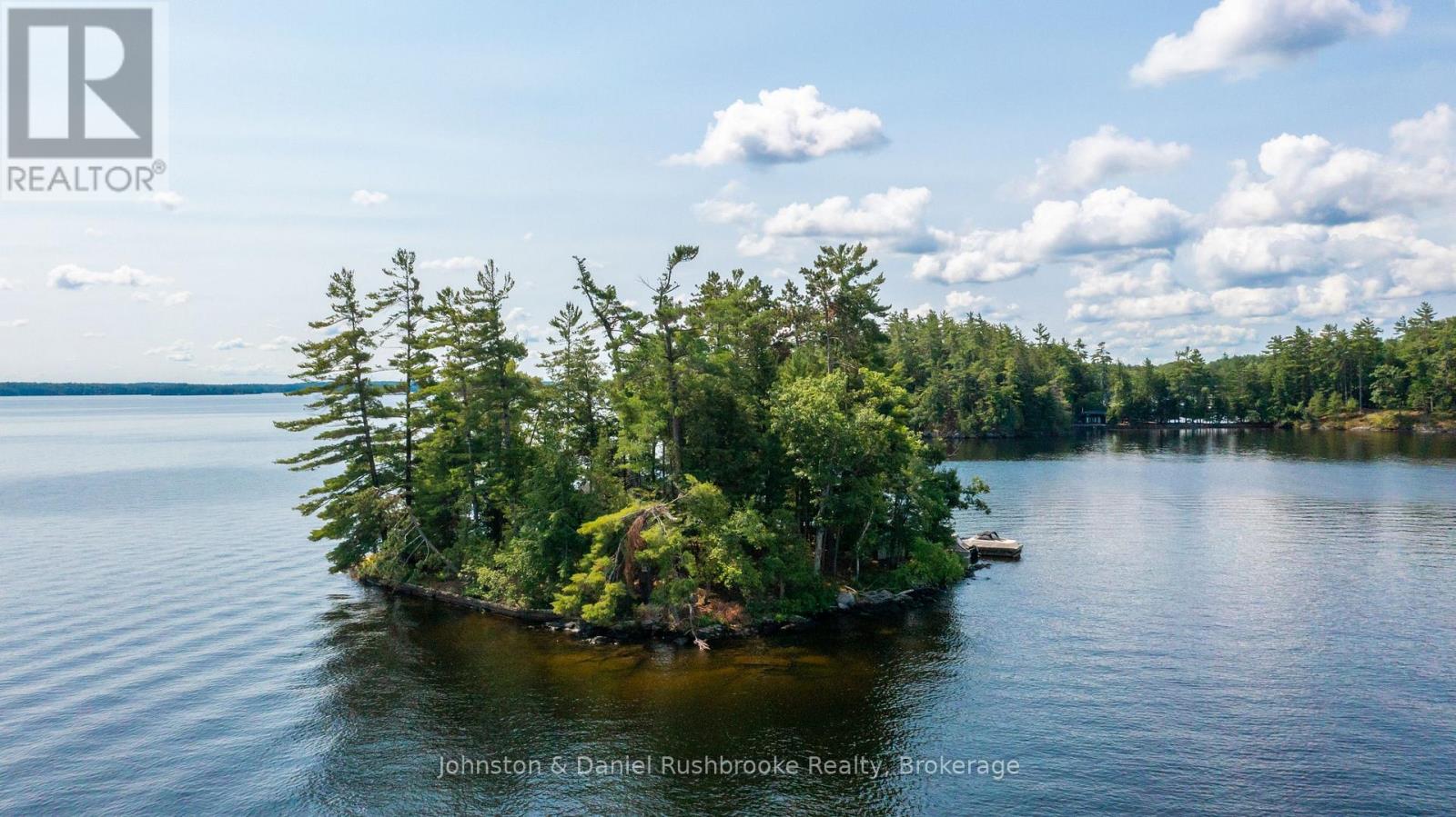 Photo 5 of 1000 Regatta Island W, Bracebridge ON