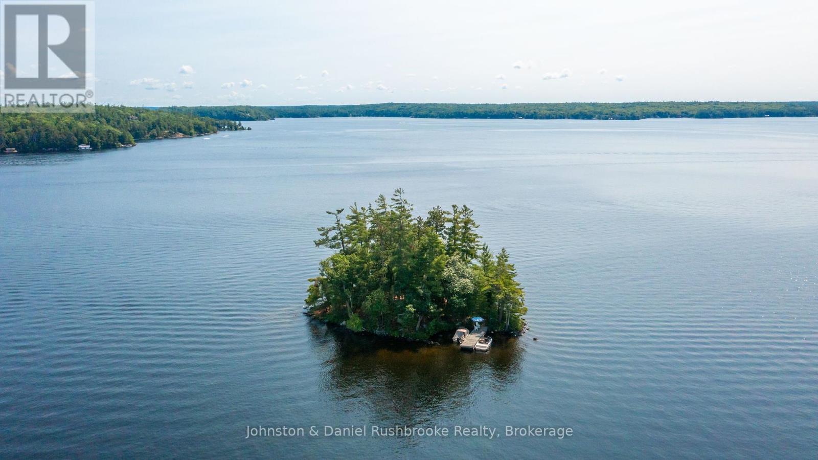 Photo 7 of 1000 Regatta Island W, Bracebridge ON