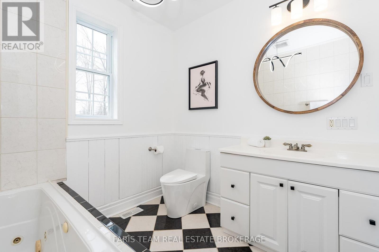 Photo 2 of 1119 Sajnovic Place, Ramara ON
