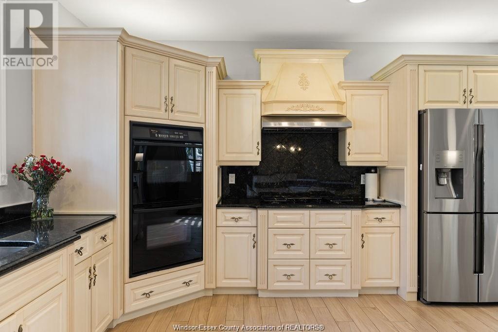 Photo 17 of 625 George Kennedy Way, Lakeshore ON
