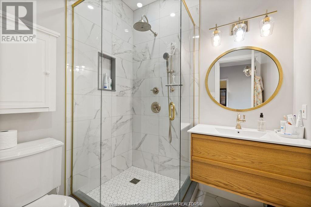 Photo 10 of 625 George Kennedy Way, Lakeshore ON