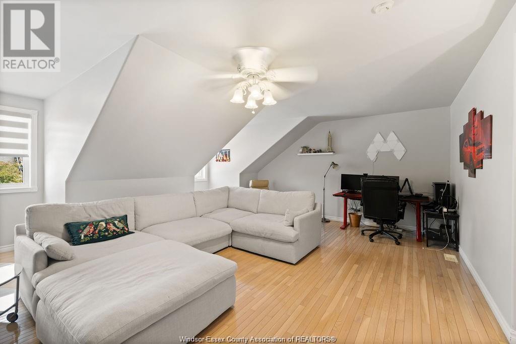 Photo 21 of 625 George Kennedy Way, Lakeshore ON