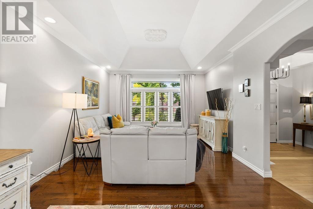 Photo 19 of 625 George Kennedy Way, Lakeshore ON