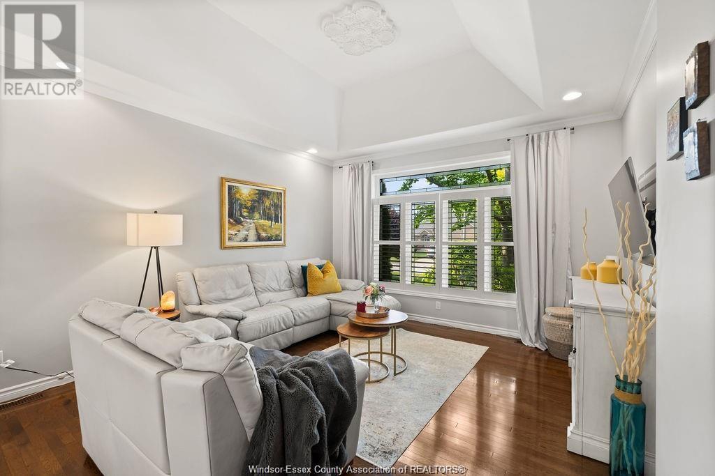 Photo 23 of 625 George Kennedy Way, Lakeshore ON