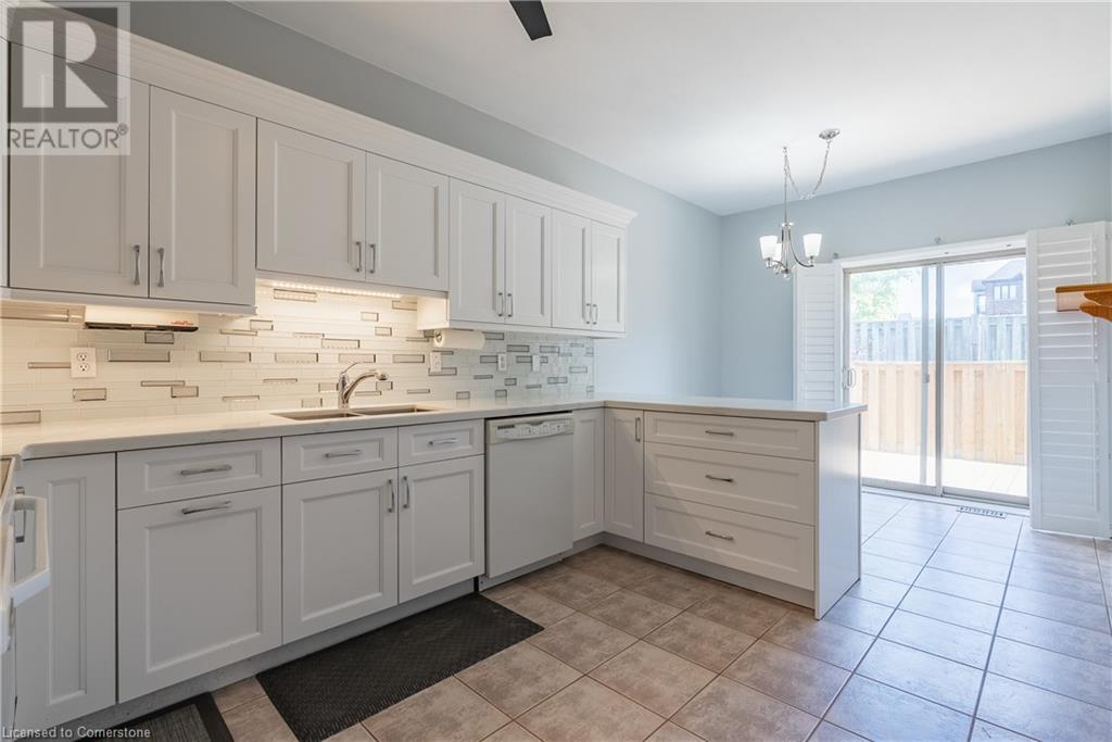 Photo 13 of 34 Southbrook Drive Unit 3, Binbrook ON
