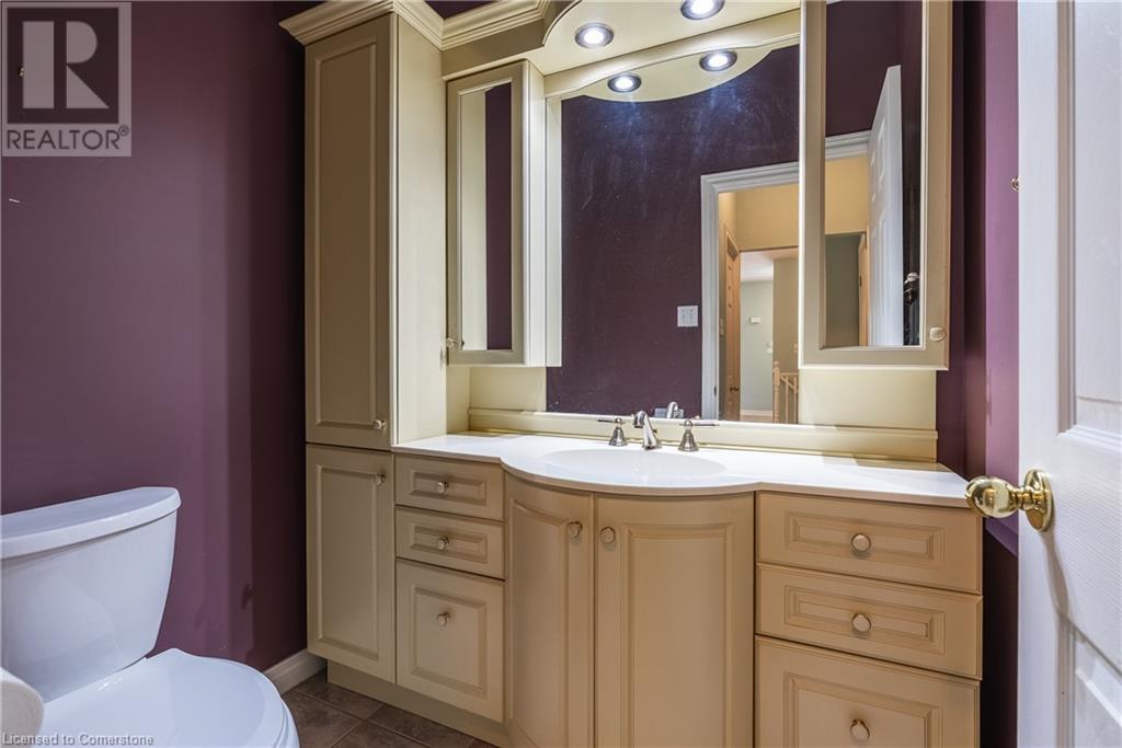 Photo 20 of 34 Southbrook Drive Unit 3, Binbrook ON