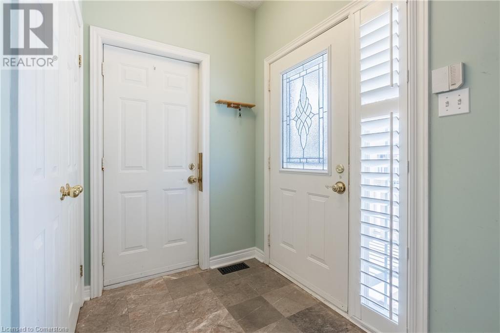 Photo 5 of 34 Southbrook Drive Unit 3, Binbrook ON