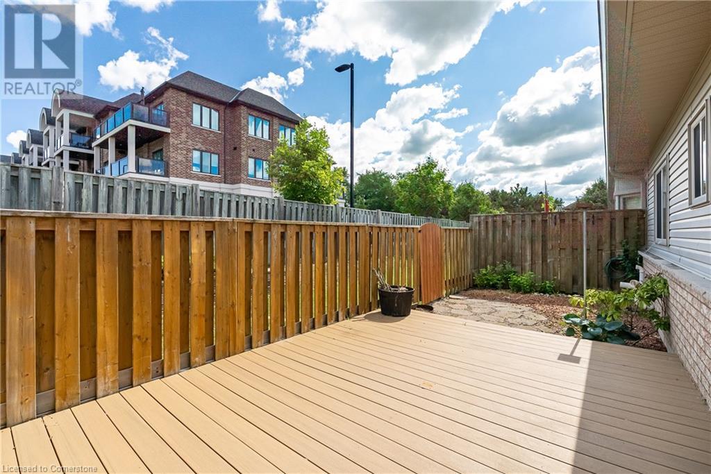 Photo 33 of 34 Southbrook Drive Unit 3, Binbrook ON