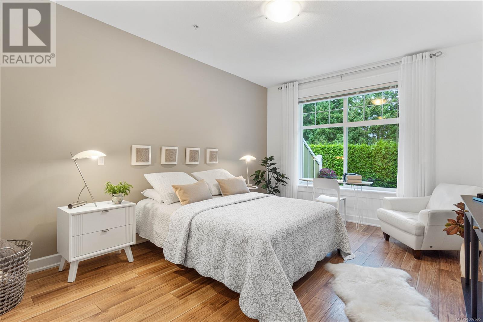 Photo 12 of 6353 Pinewood Lane, Nanaimo BC