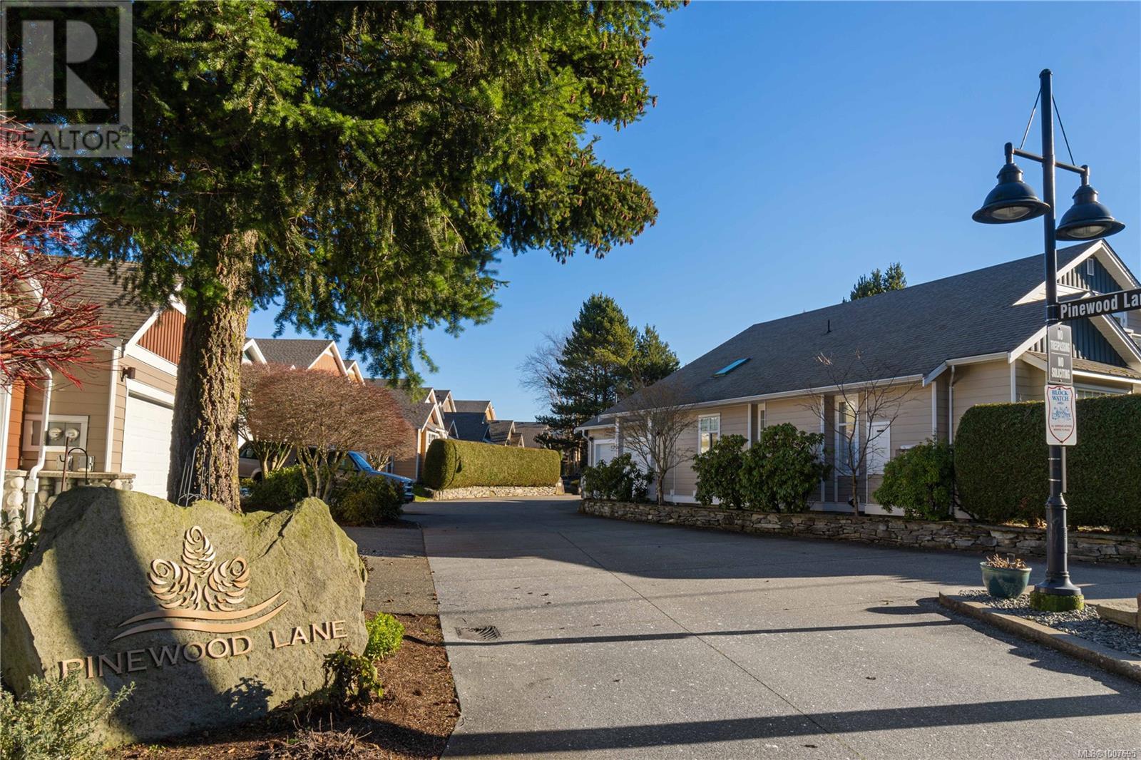 Photo 23 of 6353 Pinewood Lane, Nanaimo BC