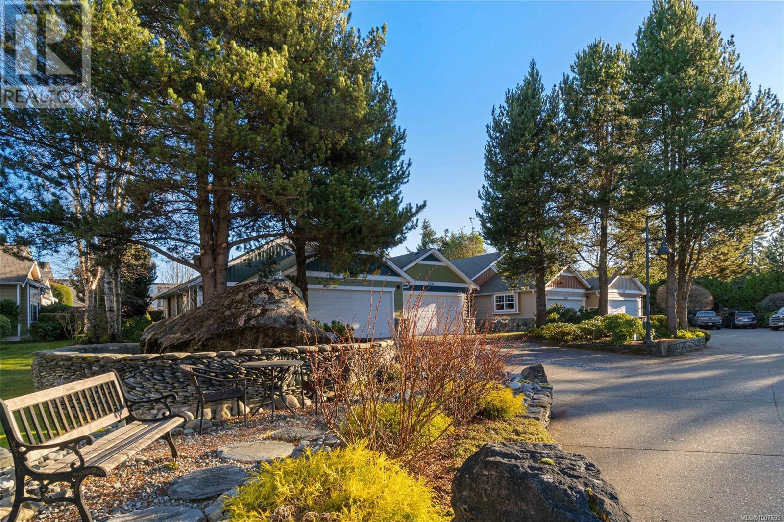 Photo 24 of 6353 Pinewood Lane, Nanaimo BC