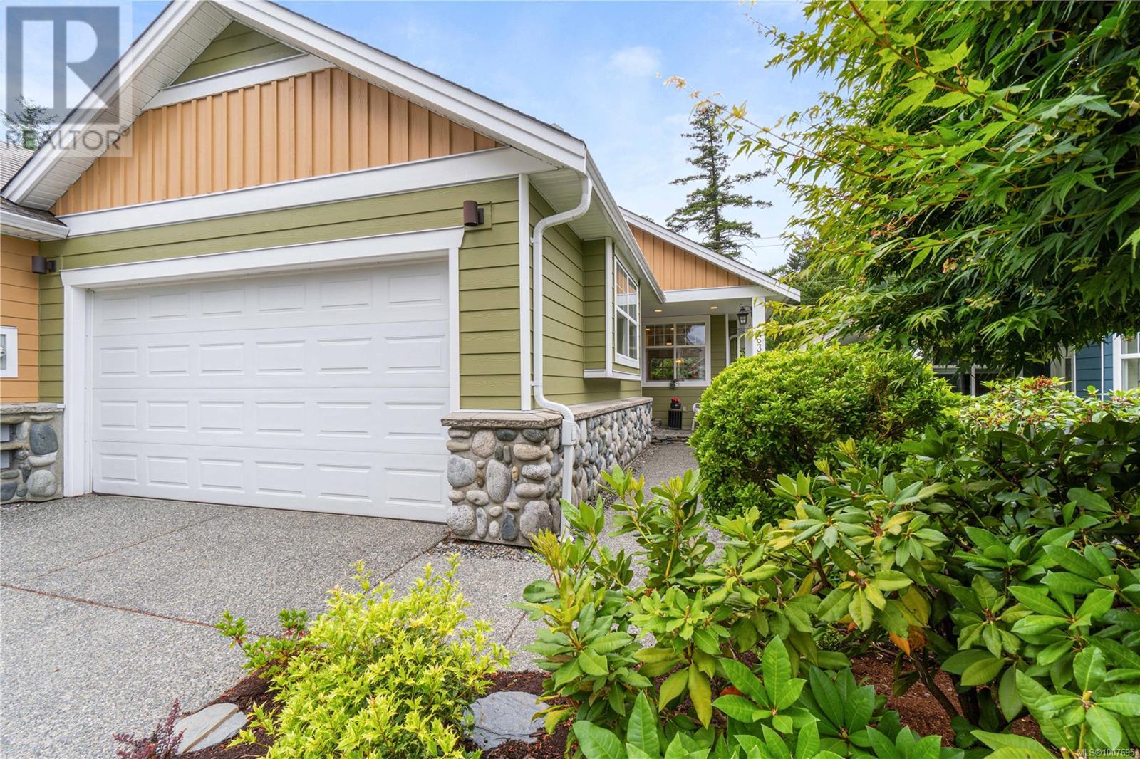 Photo 57 of 6353 Pinewood Lane, Nanaimo BC