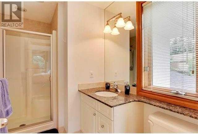 Photo 6 of 175 Pumpvalley Court Sw, Calgary AB