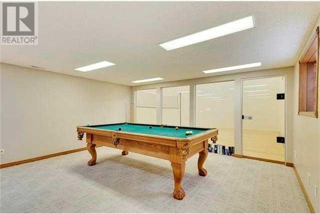 Photo 11 of 175 Pumpvalley Court Sw, Calgary AB
