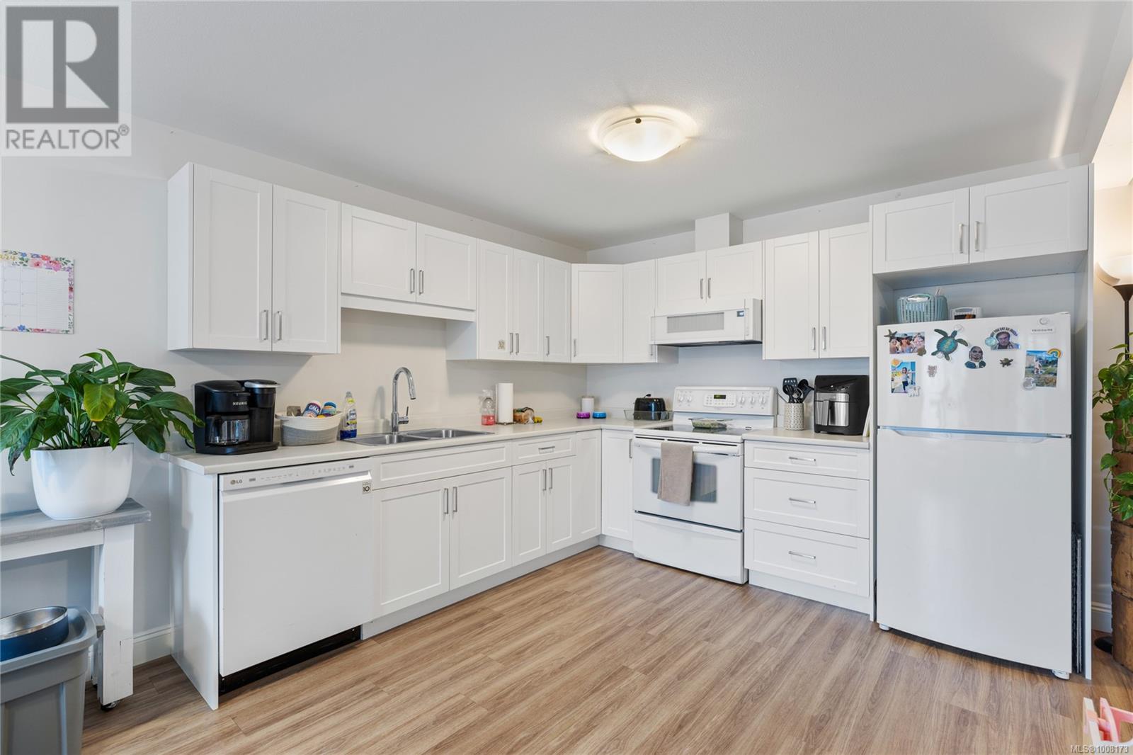 Photo 29 of 907 Park Ave, Nanaimo BC