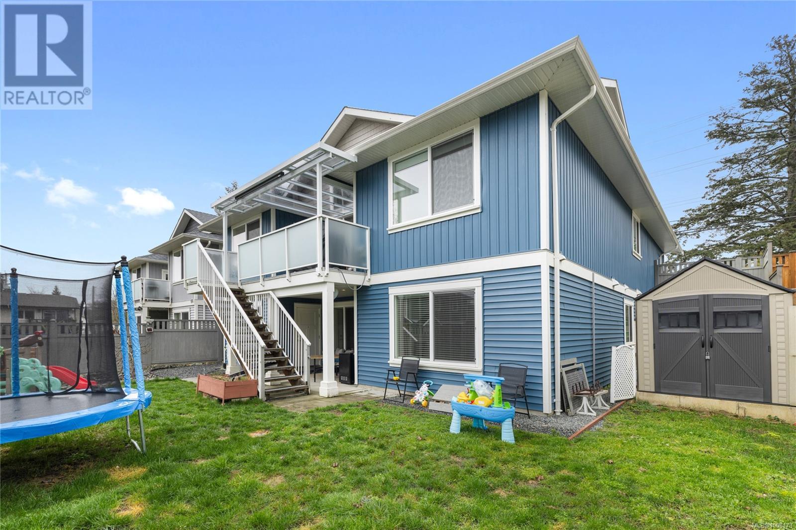 Photo 40 of 907 Park Ave, Nanaimo BC