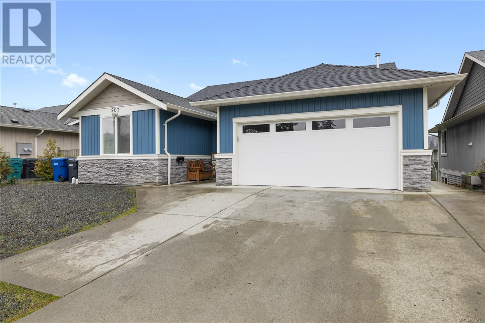 Photo 41 of 907 Park Ave, Nanaimo BC