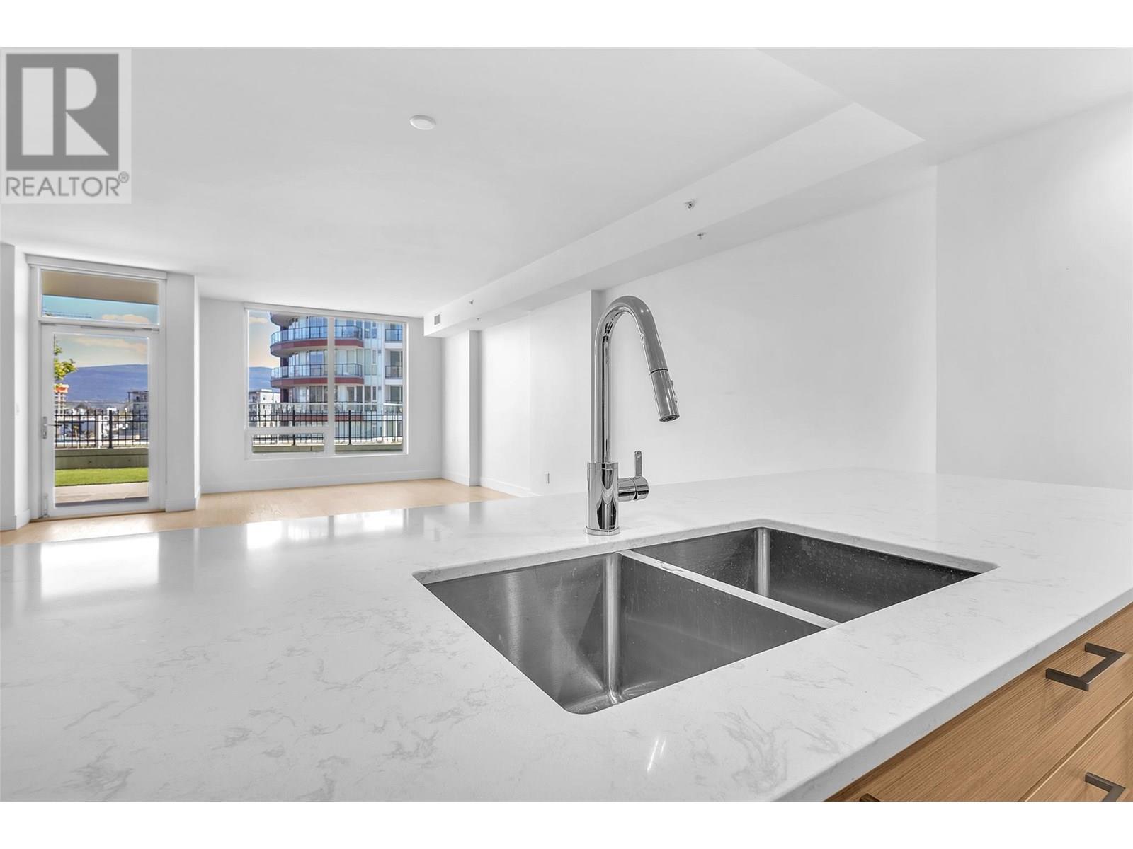 407 1191 Sunset Drive, Kelowna