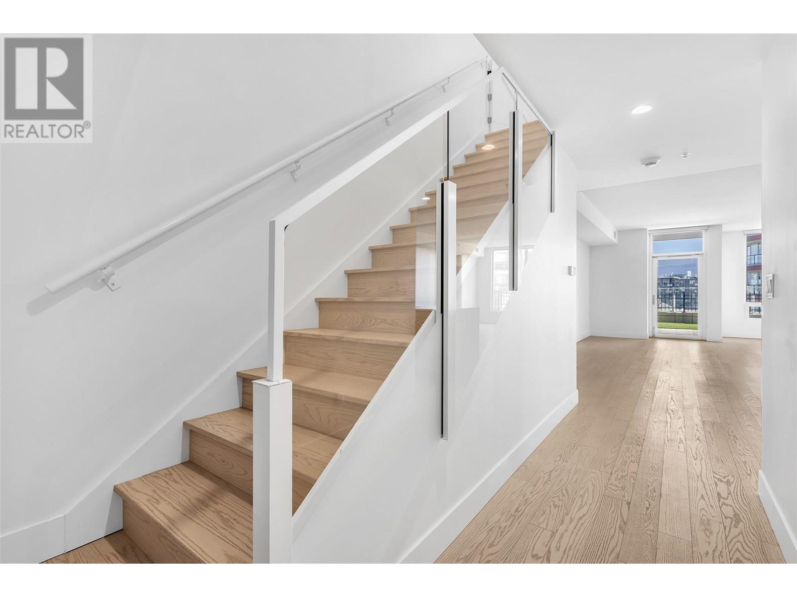 407 1191 Sunset Drive, Kelowna