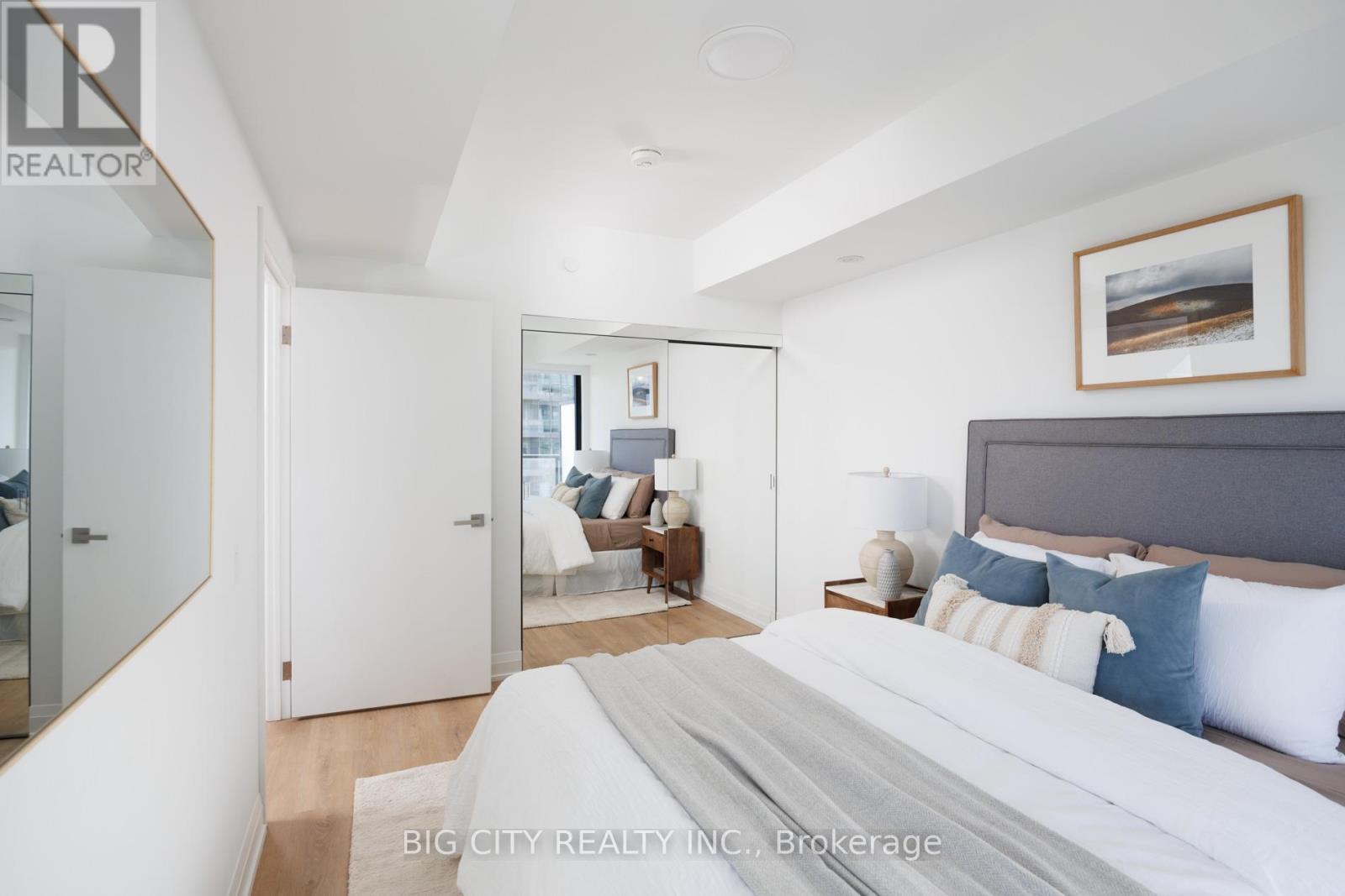 Photo 23 of 803 36 Brentcliffe Road, Toronto ON