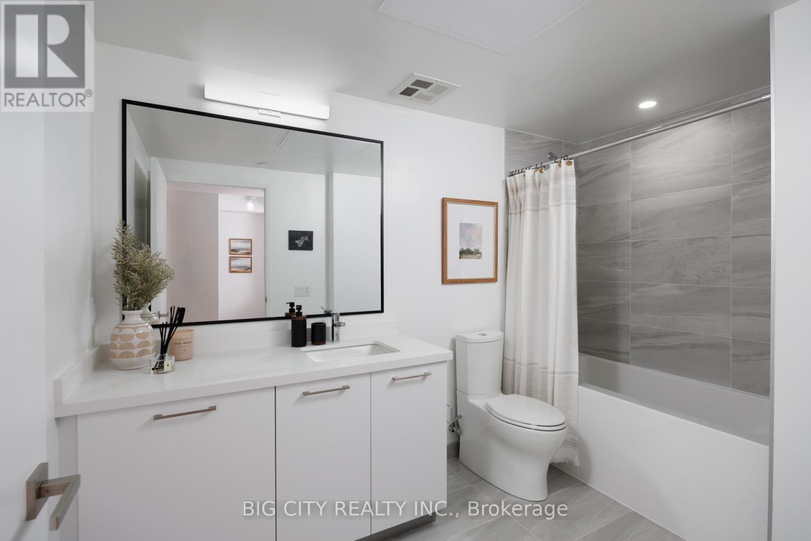 Photo 28 of 803 36 Brentcliffe Road, Toronto ON