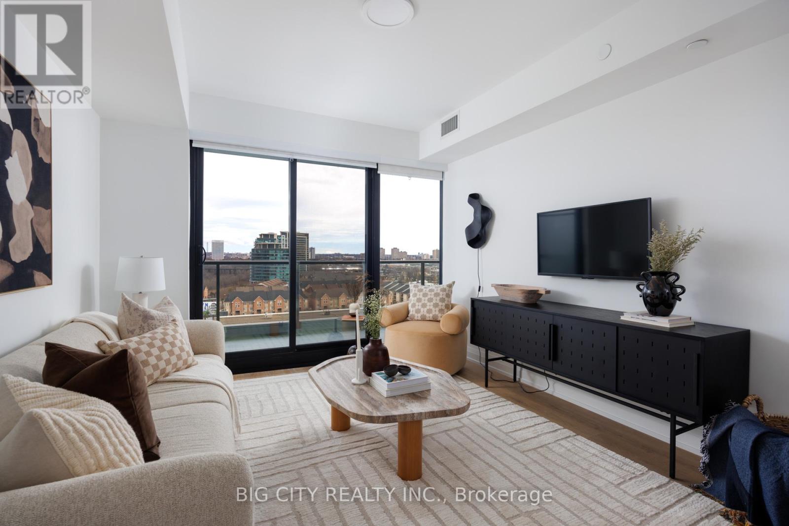 Photo 35 of 911 36 Brentcliffe Road, Toronto ON