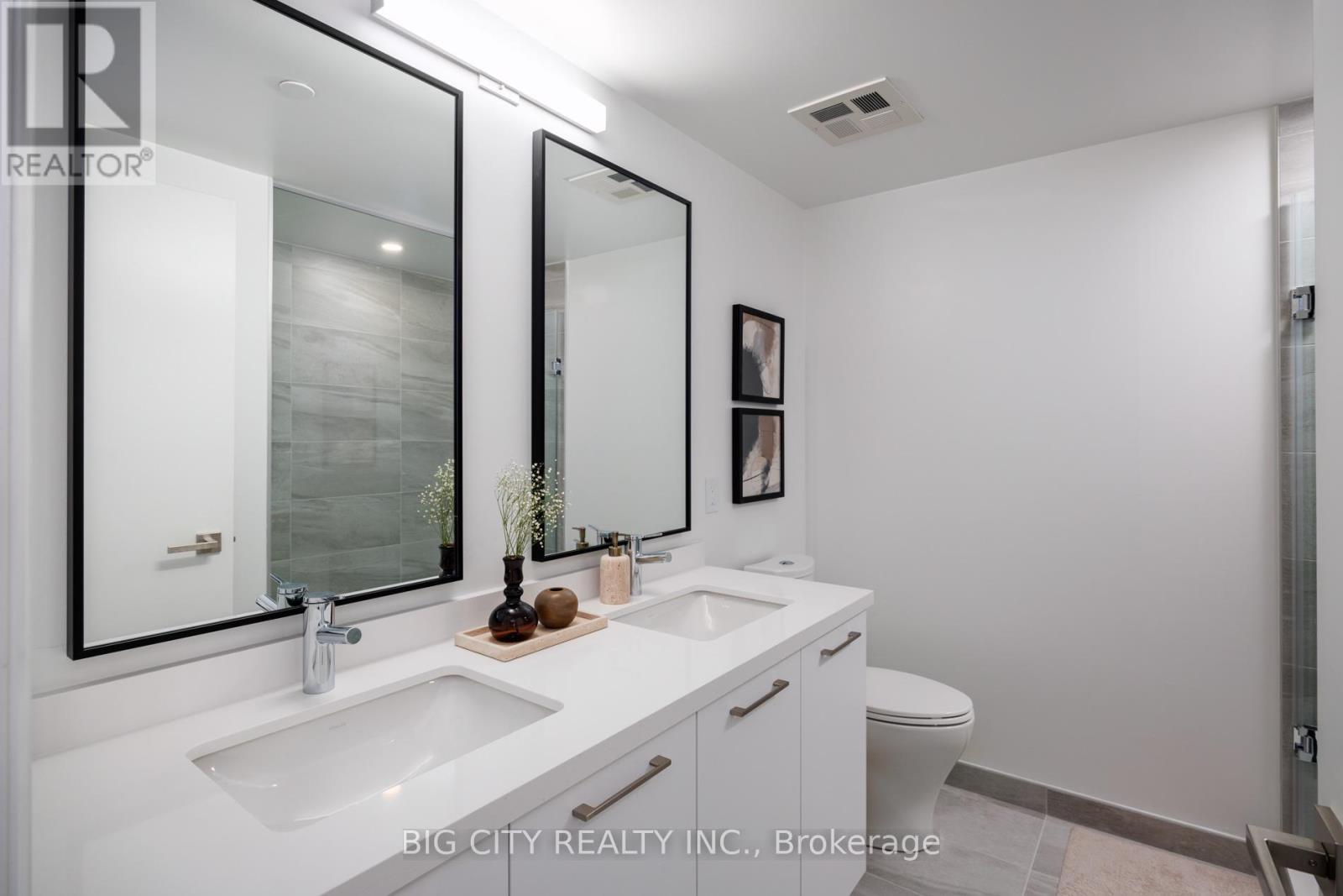 Photo 25 of 1313 36 Brentcliffe Road, Toronto ON