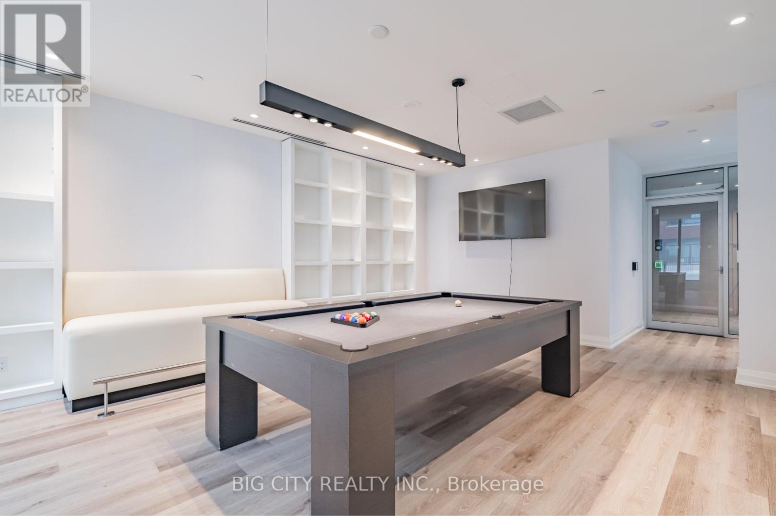 Photo 9 of 1313 36 Brentcliffe Road, Toronto ON