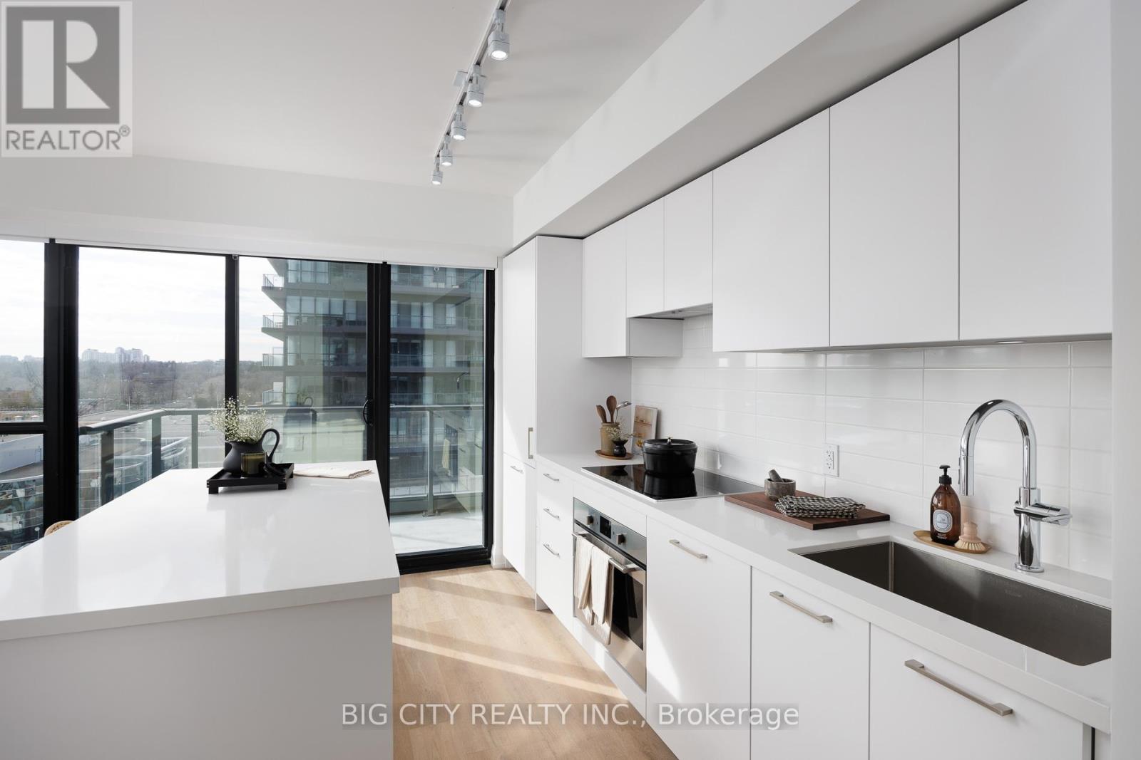 Photo 20 of 1313 36 Brentcliffe Road, Toronto ON