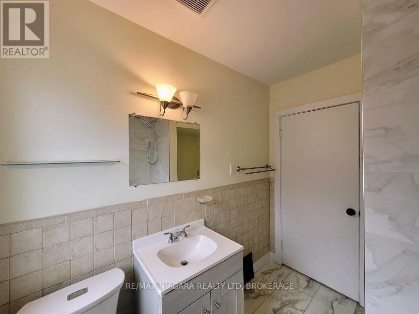 Photo 25 of 6476 Maranda Street, Niagara Falls ON