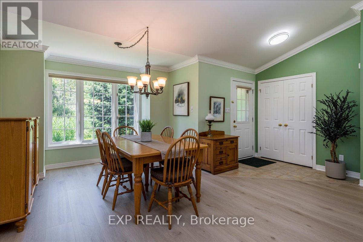 Photo 3 of 220 Gilwood Park Drive, Penetanguishene ON