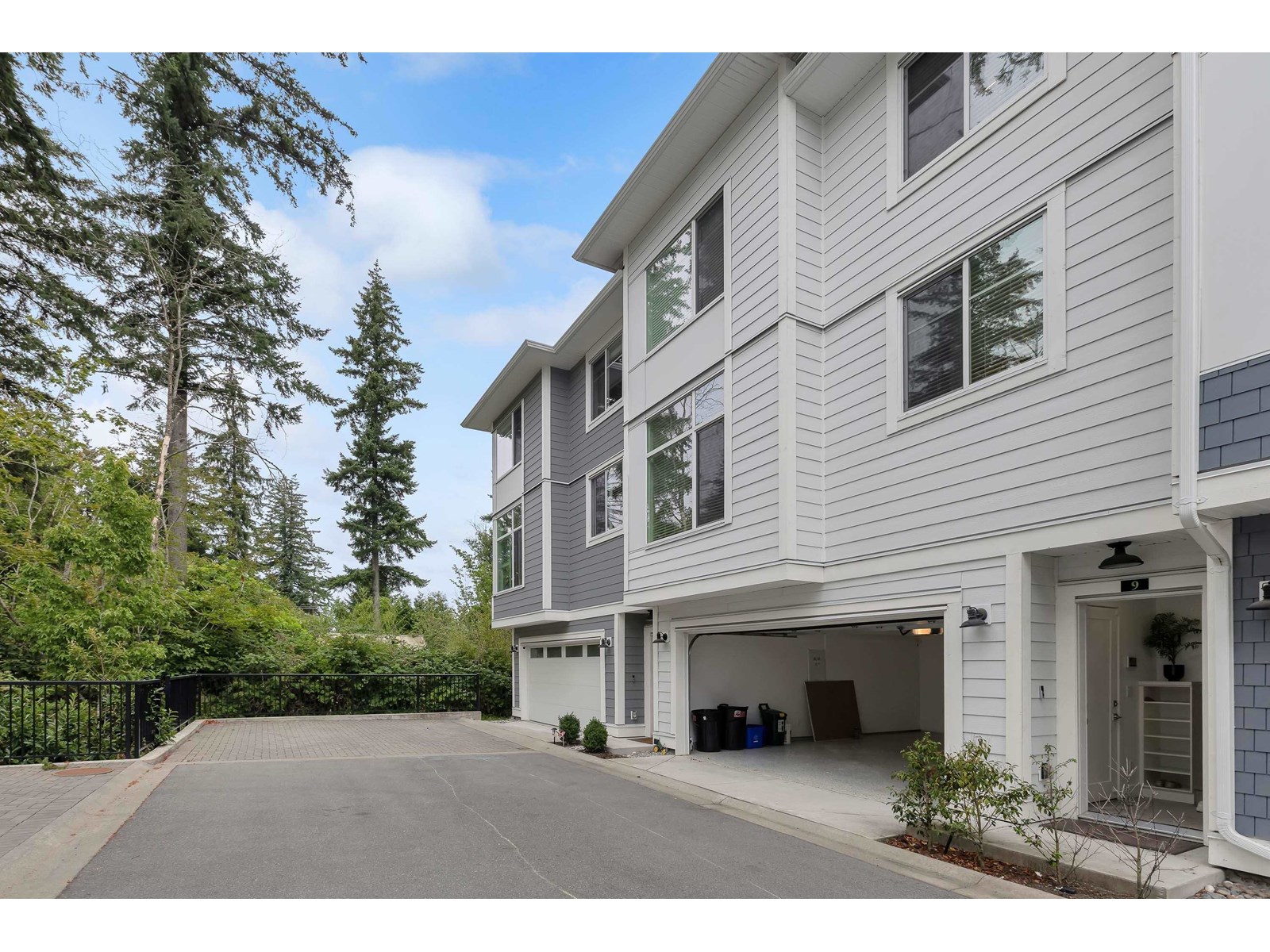 Photo 1 of 9 2328 167 A Street, Surrey BC