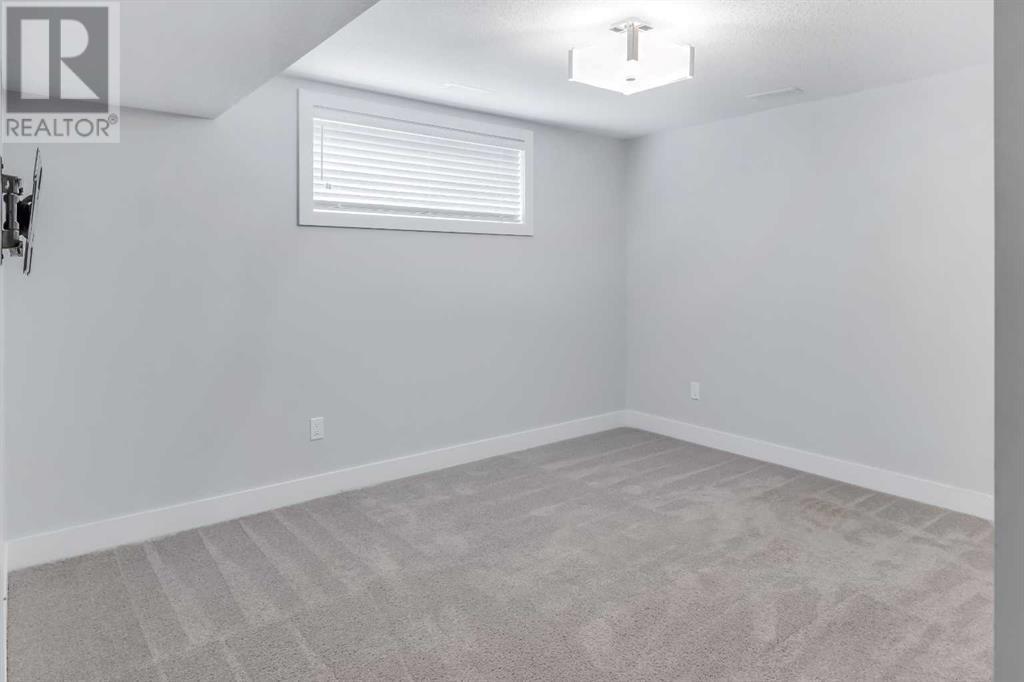 Single Family House Bungalow for Sale in  Manor Road SW Meadowlark Park Calgary 