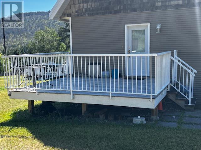 3093 Stevens Road, Loon Lake