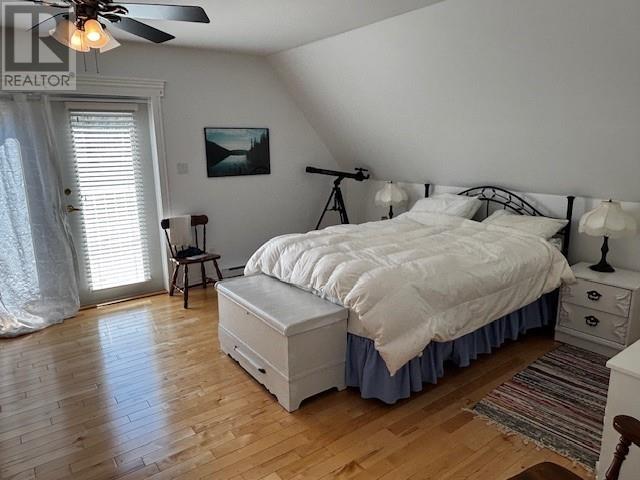 3093 Stevens Road, Loon Lake