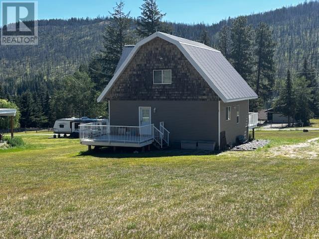 3093 Stevens Road, Loon Lake