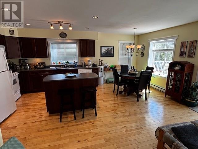 3093 Stevens Road, Loon Lake