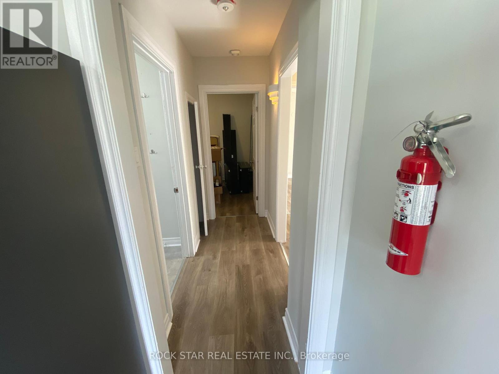 Photo 18 of 24 King Street, Thorold ON