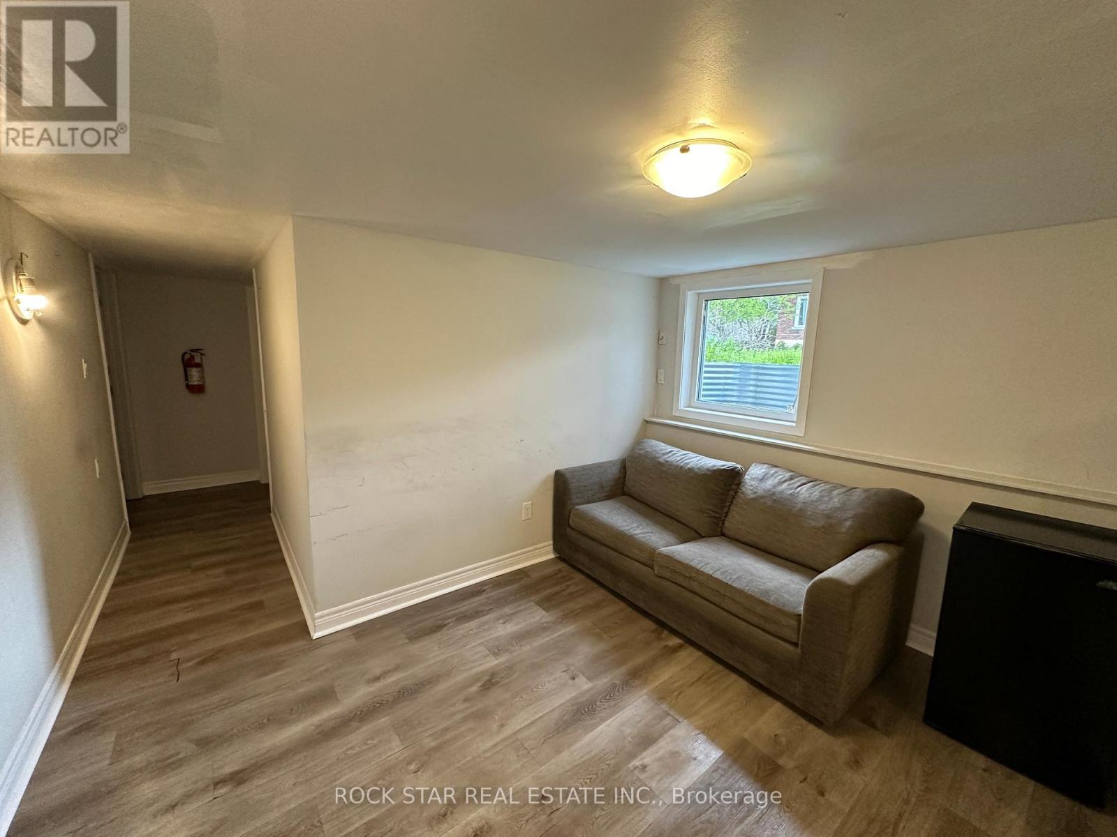 Photo 10 of 24 King Street, Thorold ON
